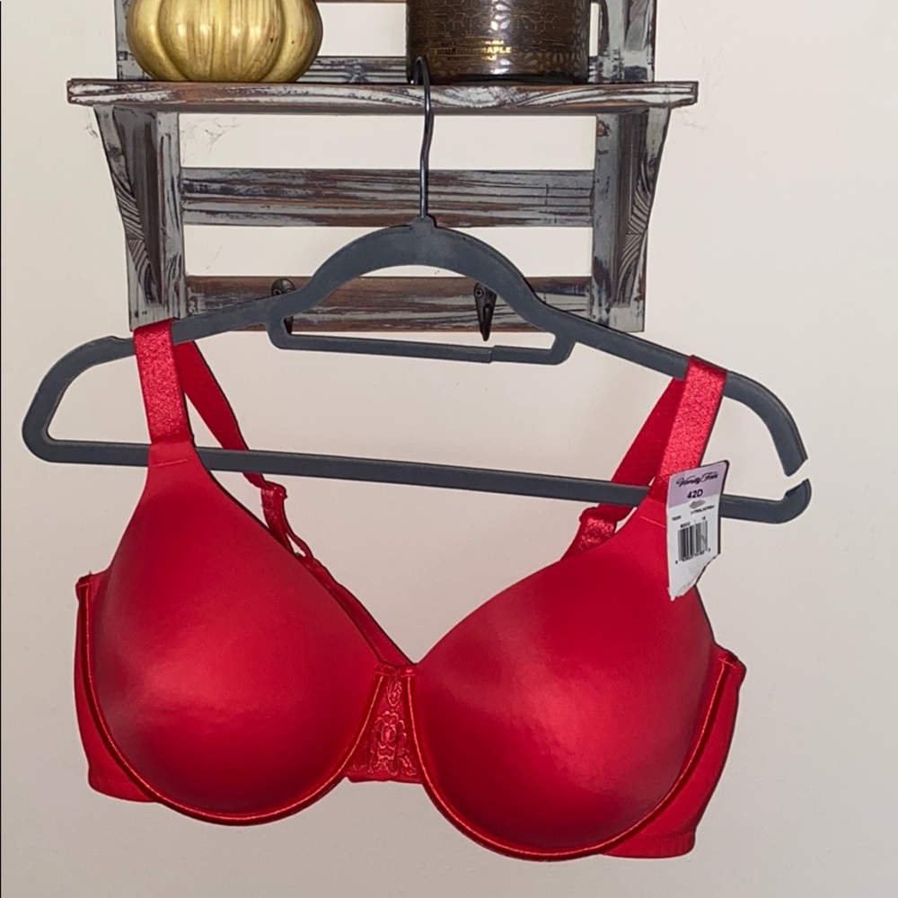 Vanity Fair 42D Bra